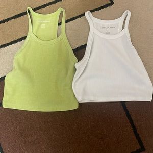 Set of medium crop tops (green and white)